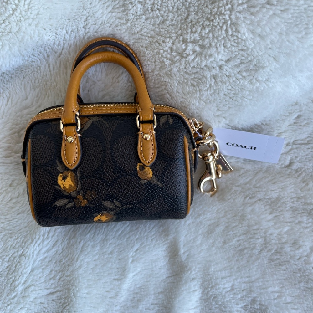 NWT Coach Mini Rowan Bag Charm with Signature Floral Print - Picture 4 of 11